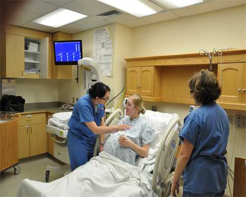 哪所美国商学院最难申请？                                                            